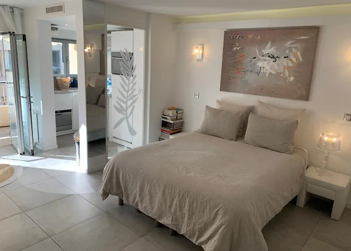 Croisette Apartment *